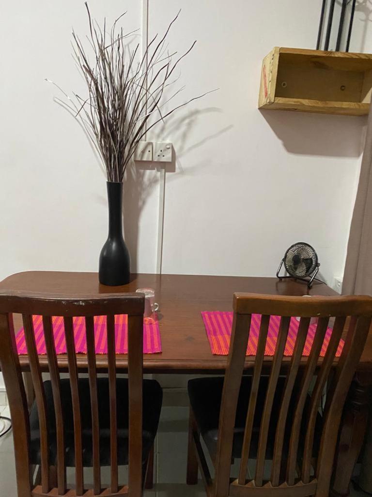 Ice Berg Apartment Dehiwala-Mount Lavinia Стая снимка