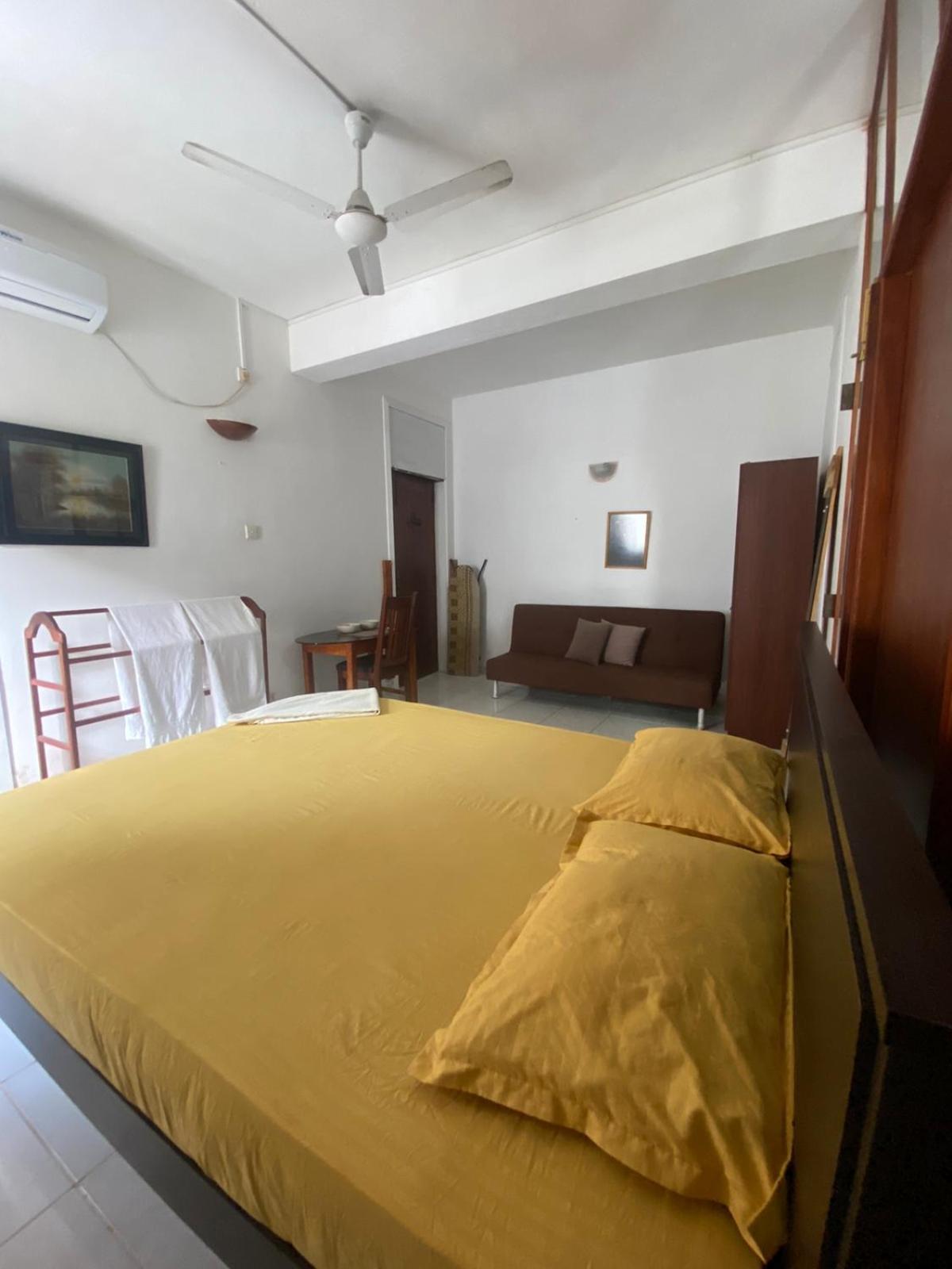 Ice Berg Apartment Dehiwala-Mount Lavinia Стая снимка