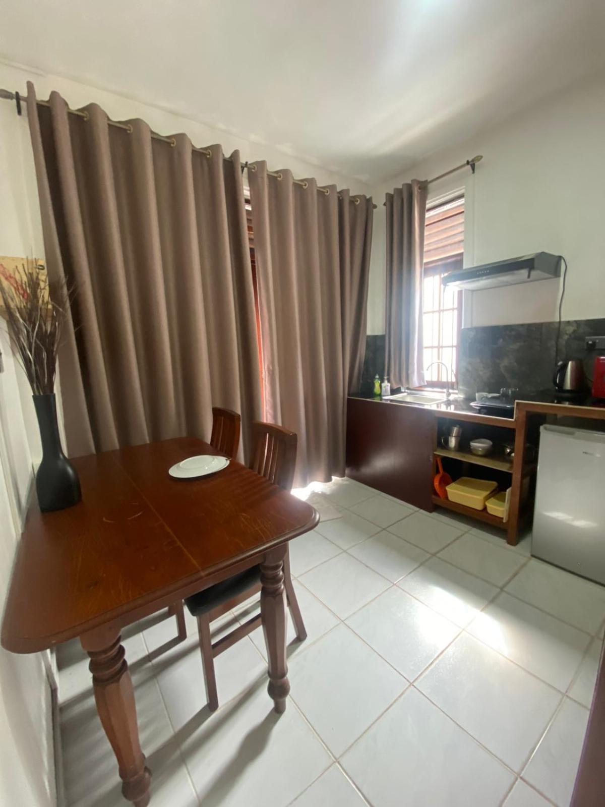 Ice Berg Apartment Dehiwala-Mount Lavinia Стая снимка