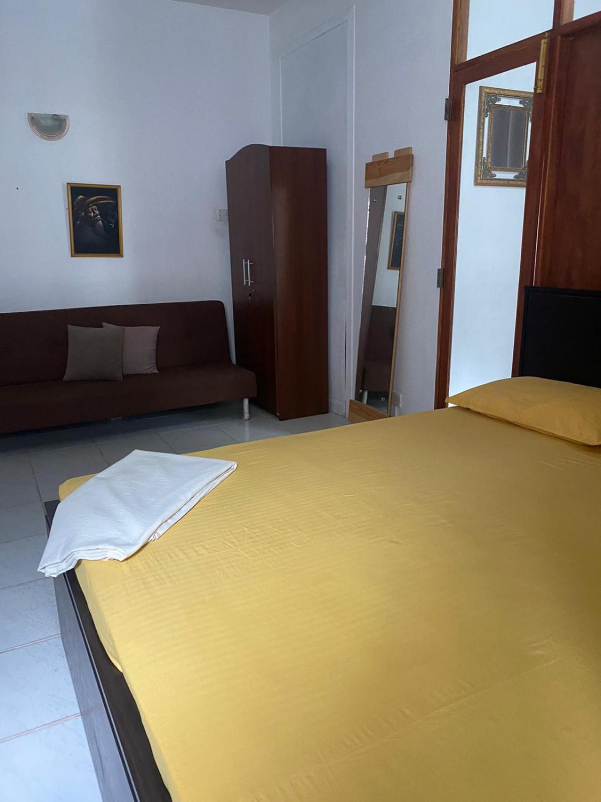Ice Berg Apartment Dehiwala-Mount Lavinia Стая снимка