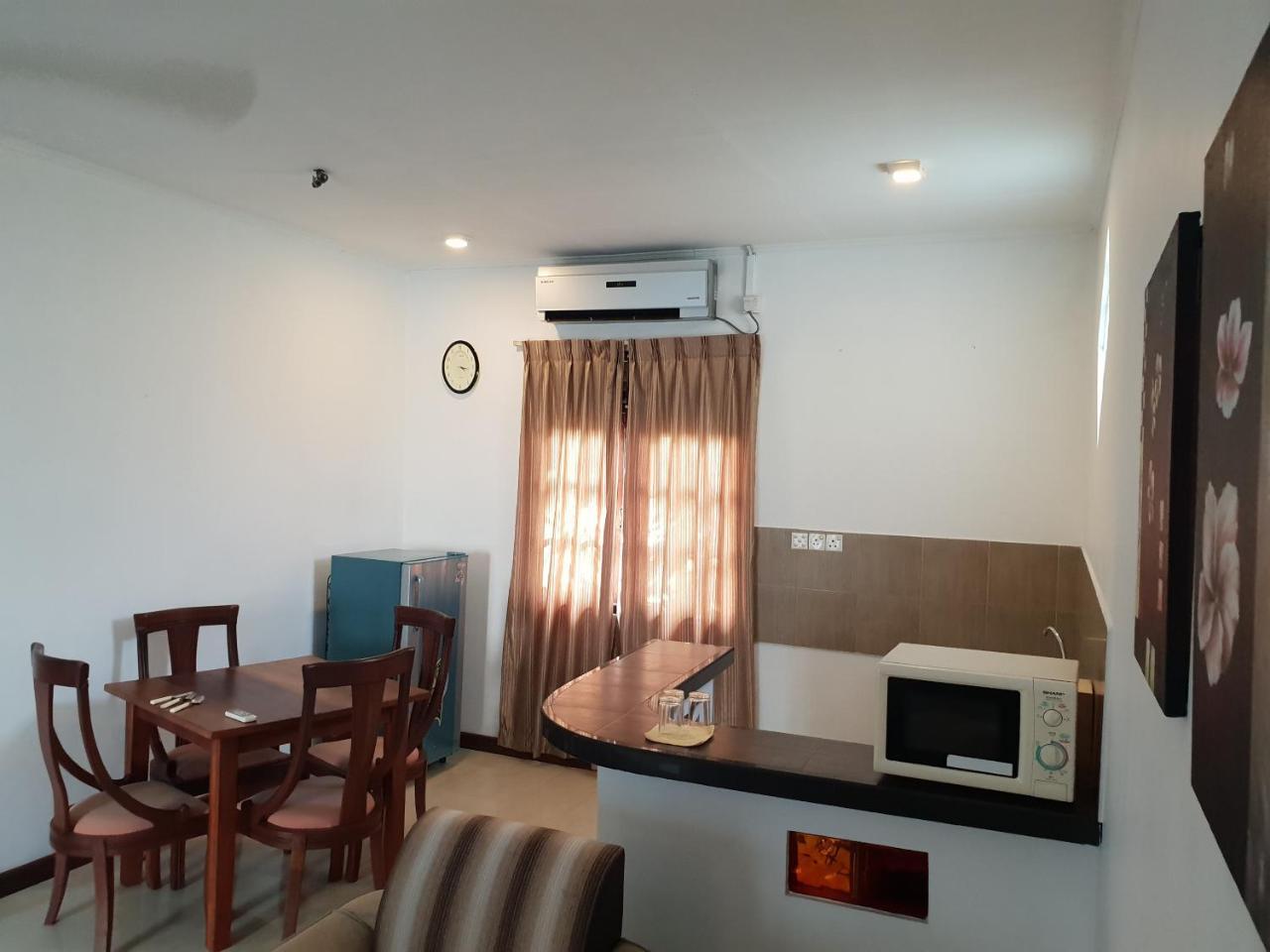 Ice Berg Apartment Dehiwala-Mount Lavinia Екстериор снимка