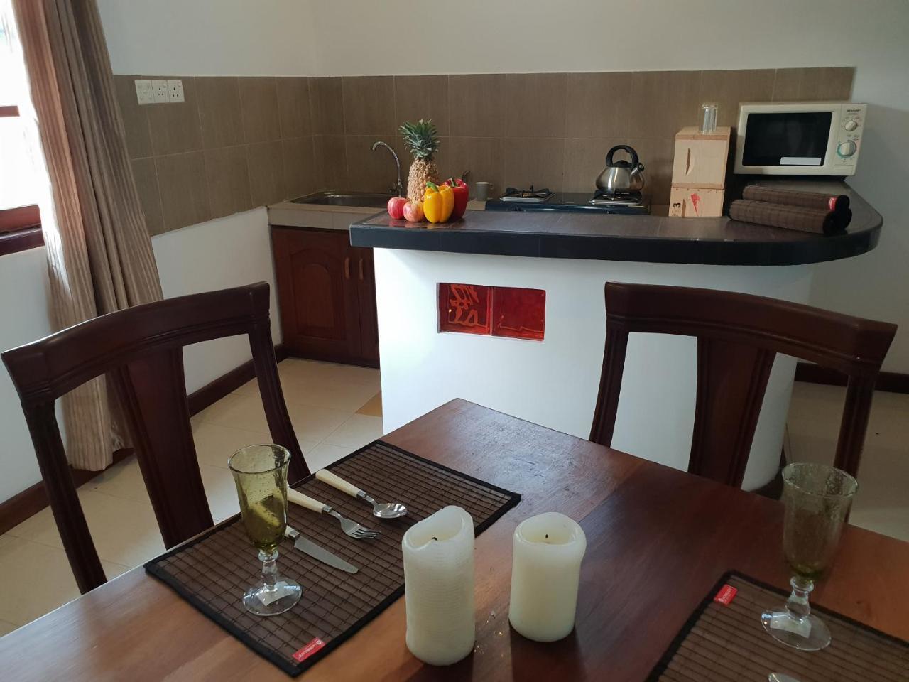 Ice Berg Apartment Dehiwala-Mount Lavinia Екстериор снимка